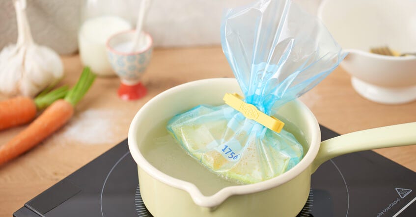 Äggstanning i fryspåse: enkelt tillbehör i klara soppor