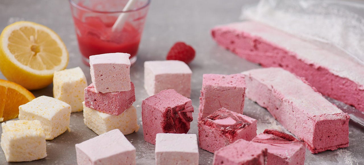 Gör dina egna marshmallows - söta med färsk frukt