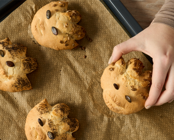 Baka brödansikten – kreativa frallor till barnen