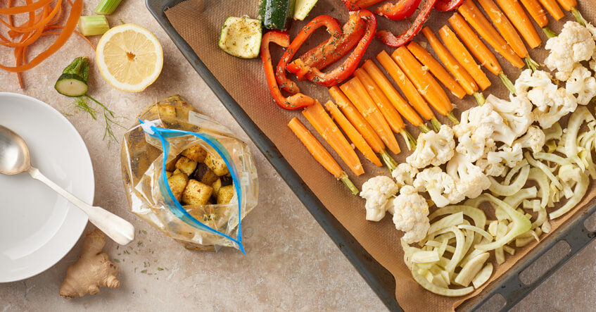 Rostade grönsaker i ugn med blomkålscouscous – färgglatt, nyttigt och mumsigt