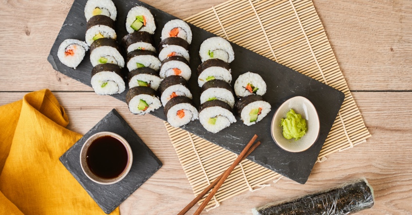 Gör din egen sushi: Hur man gör makirullar och mer!